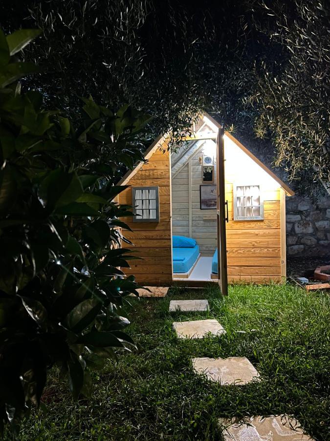 Camping Albania-Secret Village Den Sarandë エクステリア 写真